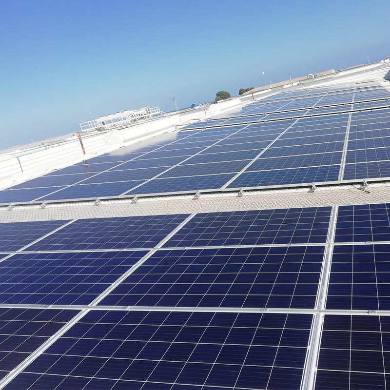 Hoàn thành hệ thống năng lượng mặt trời 100kw trên lưới cho tòa nhà thương mại
