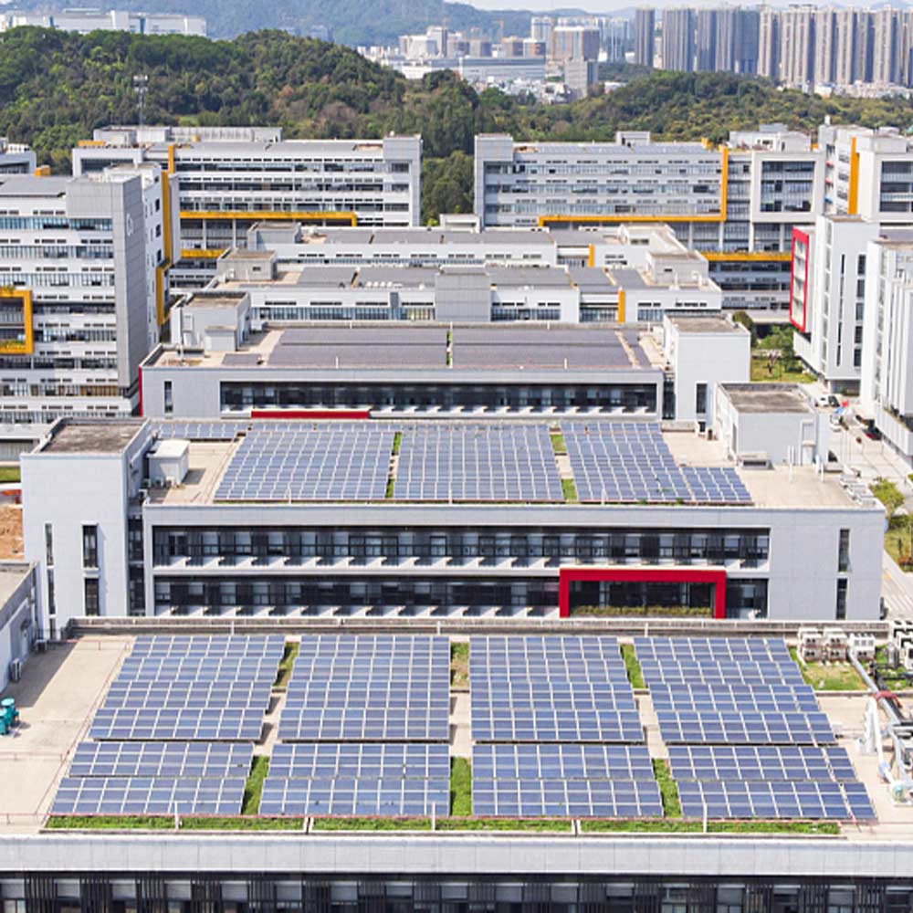 Hệ thống lưu trữ năng lượng mặt trời trong ngành để sản xuất điện
