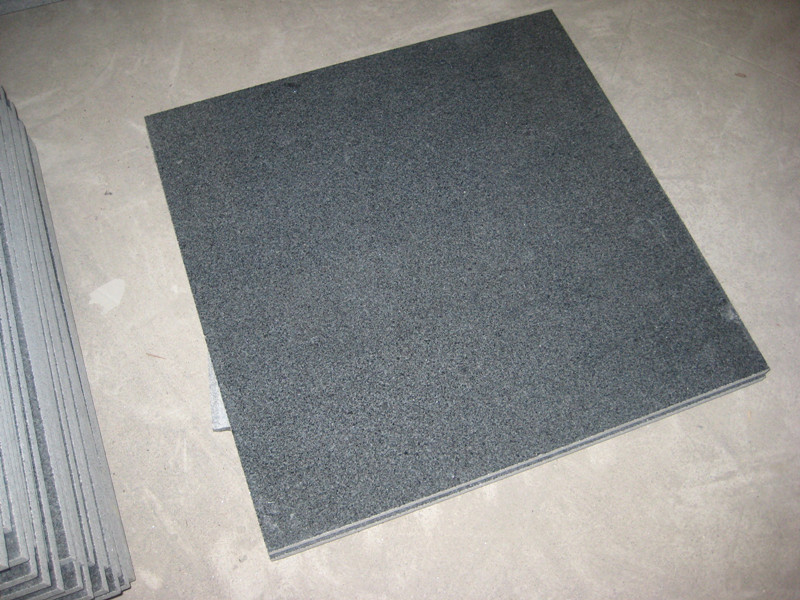 G654 gạch bóng granit màu xám đậm
