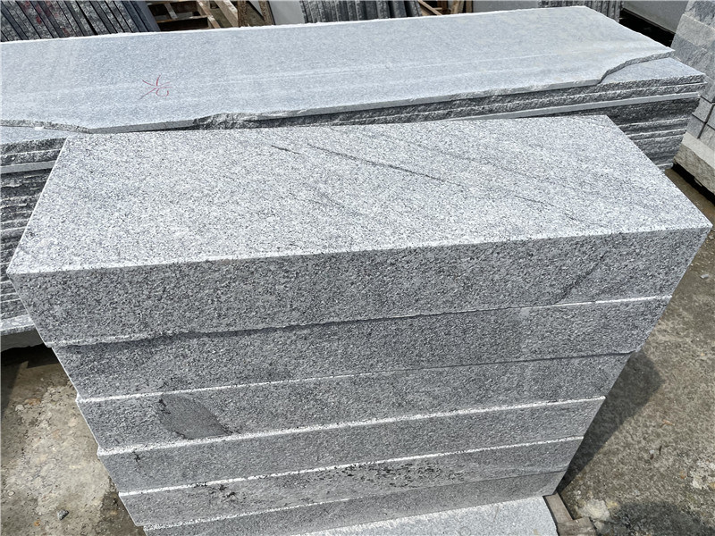 Gạch Granite màu xám Juparana