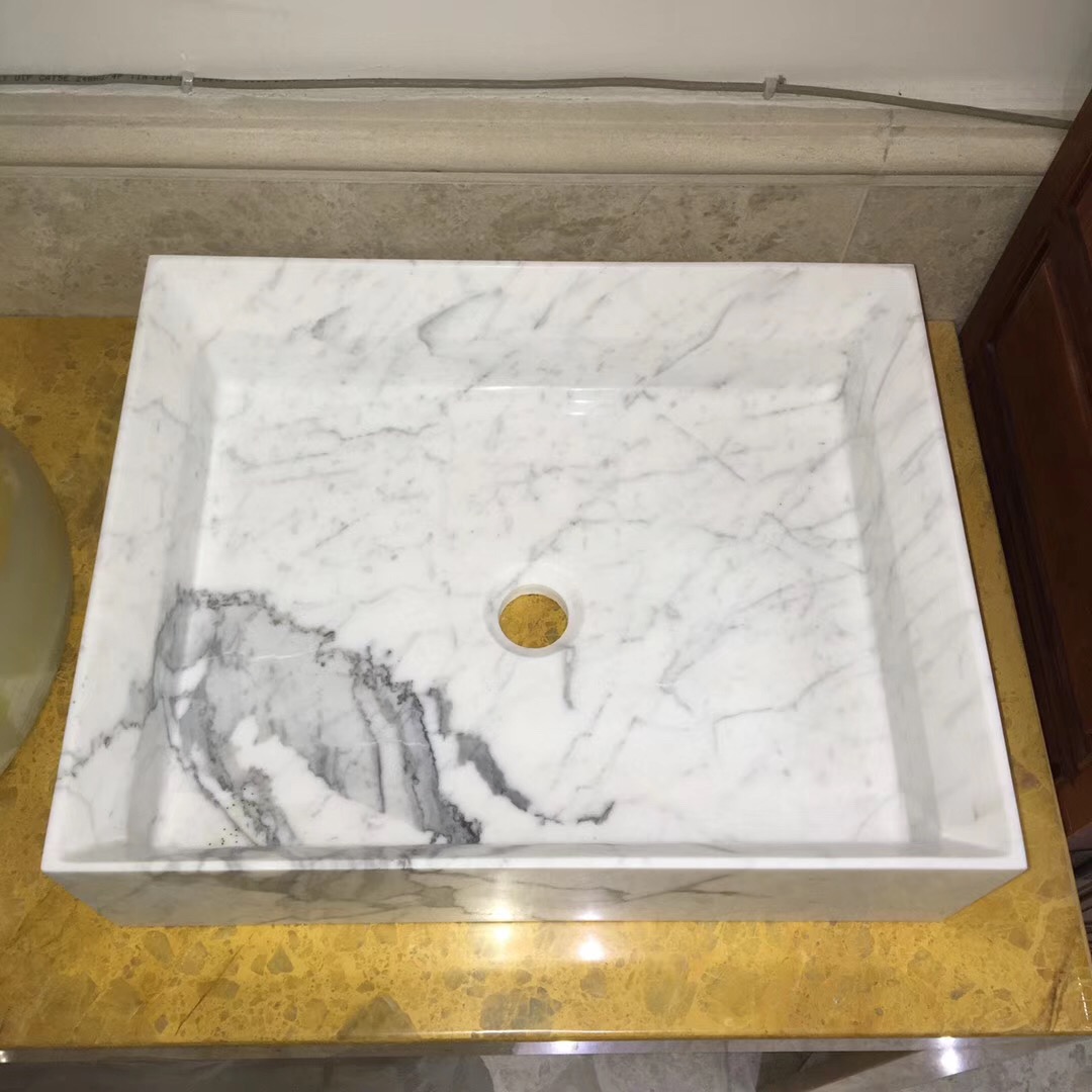 Bồn rửa hình vuông bằng đá cẩm thạch trắng Ý

