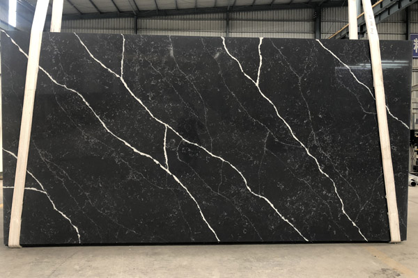 phiến thạch anh cẩm thạch nero marquina