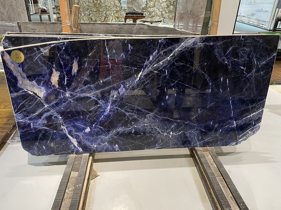 Đá hoa cương xanh Sodalite